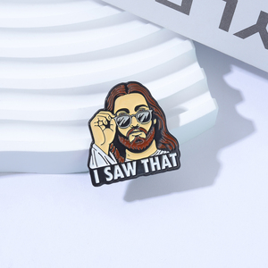 Spilla smaltata divertente con Gesù che fa capolino, design religioso di Gesù con occhiali da sole, accessorio distintivo da bavero per amici - Product Image 2