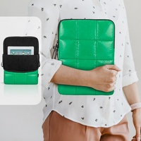 Funda Protectora para Laptop de 13-14 Pulgadas, Repelente al Agua, Acolchada, Estilo Coreano Informal, Ligera, Portátil, Color Verde Brillante