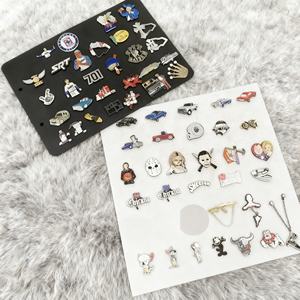 Pins de Esmalte Modernos Personalizados de Alta Calidad, Pin de Metal con Marco de Diamantes, Diseño Mexicano, Venta al Por Mayor - Product Image 1