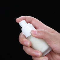 Botol Krim Kaca Hitam dengan Pompa Semprot, Tutup Kayu Motif Serat, Ramah Lingkungan, Kemasan Perawatan Kulit, 30ml 2oz Botol Kaca