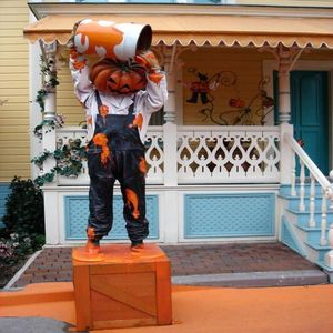 Scultura di Zucca di Halloween Personalizzata in Fibra di Vetro, Decorazione in Resina a Tema Fantasma per Parchi Divertimento e Case Stregate - Product Image 4