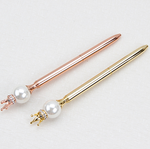 Luxury Personalised Bling Wedding Gift Ballpoint With Custom Logo Pearl Crown <b>Top</b> Metal Ball Pen - Product Image 2