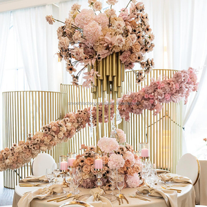 Support à fleurs haut et large de 140 cm, design unique, centre de table pour mariage, décoration de table, support à fleurs doré - Product Image 3