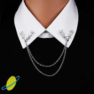 Chemise coréenne pour hommes, col de chemise à boutons, broche de tête de cerf personnalisée, broche avec chaîne, modèle masculin