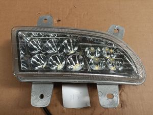 Nhà máy bán sỉ giá Phụ tùng xe tải sinotruk HOWO Phần đèn sương mù wg9719720025 cho các bộ phận xe tải - Product Image 2