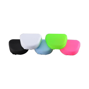 กล่องใส่ฟันปลอมพลาสติกใช้ครั้งเดียวสำหรับการดูแลช่องปากผู้ใหญ่ - Product Image 2