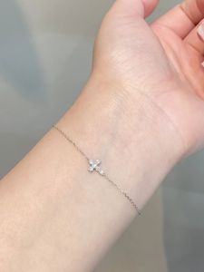 Xinfly 18K Gold and 0.2CT Natural Diamond <b>Bracelet</b> <b>Cute</b> and Elegant for Commuting Simple Jewelry - Product Image 5