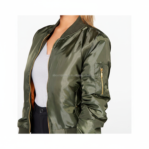 Chaqueta bomber universitaria de poliéster seda satén béisbol Lisa personalizada mujer elegante barata recién llegada fabricante al por mayor - Product Image 1