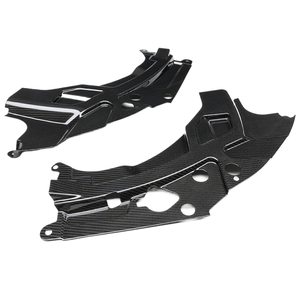Pour BMW G87 M2 : Cache-phares en fibre de carbone sèche et protections latérales modifiées pour le compartiment moteur - Product Image 1