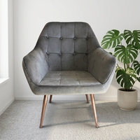 Fauteuil de loisirs de style nordique, siège capitonné en velours doux, pieds en métal or rose, chaise d'appoint pour la décoration de la maison, idéal pour les appartements, les hôtels et les halls d'entrée.