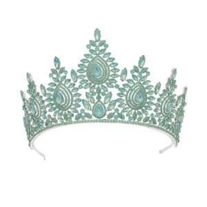 Tiara di Cristallo di Lusso |   Corona per Matrimonio e Concorsi di Bellezza con Strass Scintillanti |   Elegante Copricapo da Sposa per Donne - Product Image 6
