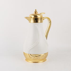 กระติกน้ำสุญญากาศแบบอาหรับหรูหรา ขนาด 1 ลิตร พร้อมปลอกพลาสติกและแก้วด้านใน สำหรับ<span class=keywords><strong>กาแฟ</strong></span>แบบดัลลาห์ ขายส่ง - Product Image 3