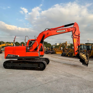 รถขุดไฮดรอลิกตีนตะขาบ Doosan Dx140lc-9c มือสอง สภาพดีมาก ขายด่วน 14 ตัน รุ่น Dx140lc Dx150lc Dx225 Dx140 รถขุดมือสอง - Product Image 2