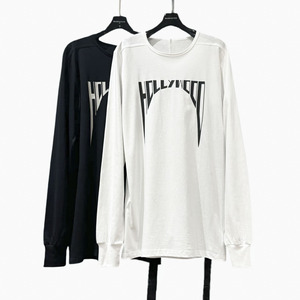 Haut à manches longues d'automne en <span class=keywords><strong>noir</strong></span> <span class=keywords><strong>et</strong></span> blanc ; T-shirt ample à manches longues de style urbain sombre. - Product Image 1