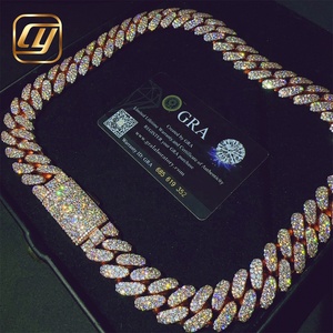 Collar de Joyería Hip Hop Iced Out Miami Cuban Link con Diamantes Moissanita VVS Certificados GRA de 18MM en Plata de Ley 925 - Product Image 3