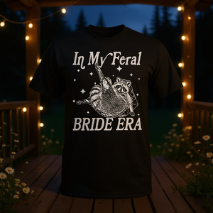 Camiseta In My Feral Bride Era, camiseta para despedida de soltera, boda, compromiso - Product Image 3