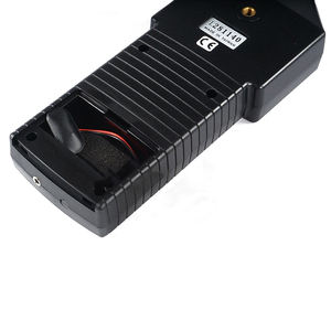 ガスまたは空気の漏れによって生成される超音波音の発生源を特定するために使用されるLutron GS-5800超音波漏れ検出器 - Product Image 4