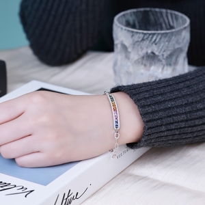 กำไลข้อมือทองคำขาว 18K คุณภาพสูงสั่งทำพิเศษ ประดับด้วยแซฟไฟร์หลากสีและไข่มุกน้ำจืดทรงคริสต์เจ้าหญิง ดีไซน์หรูหรา - Product Image 2