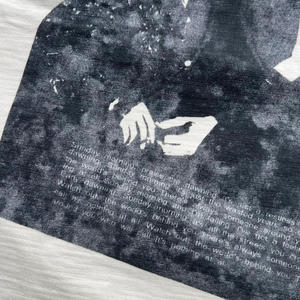 MC BUILD <span class=keywords><strong>T</strong></span>-<span class=keywords><strong>Shirt</strong></span> Commemorativa Estiva di Alta Qualità con Tema Rock <span class=keywords><strong>Band</strong></span>, Design Retrò Beige e Bianco, Maglietta a Maniche Corte Oversize - Product Image 4