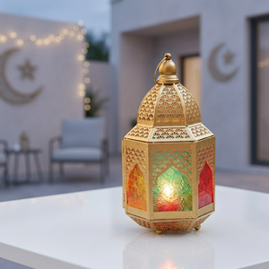 Décorations du Ramadan 2027, centre de table, lanterne à bougie en métal marocain doré avec verre coloré - Product Image 2