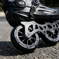 Patins à roulettes en ligne professionnels de haute qualité, patins à roulettes en ligne à trois roues, roues réglables en PU de 110 mm