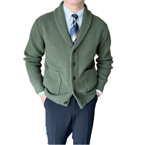 Mùa thu mùa đông người Anh Retro mỏng nhẹ Áo len nam Cardigan sang trọng cổ chữ V màu xanh lá cây cổ áo nút trưởng thành kinh doanh Áo khoác dệt kim - Product Image 1