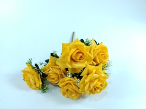 ورود صناعية كبيرة مصنوعة يدويًا من الحرير المخملي بسبعة رؤوس ناعمة ورومانسية للزفاف وعيد الحب بالجملة - Product Image 6