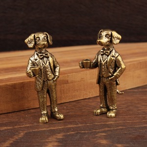 Figura de Perro de Latón con Traje, Bebiendo Té, Decoración Retro para Escritorio, Adorno Metálico de Animal para Hogar u Oficina - Product Image 1