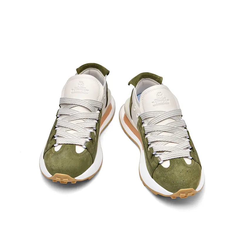 สีเขียว