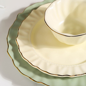 Bán Chạy Bộ Đĩa Ăn Bằng Gốm Giá Rẻ Màu Vàng Mờ Thanh Lịch Bắc Âu Bộ Đồ Ăn Có Viền Vàng - Product Image 6