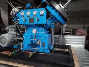 Compresseur stationnaire de générateur d'hydrogène <span class=keywords><strong>H2</strong></span> <span class=keywords><strong>Max</strong></span> 70mpa 220kw refroidi par air avec moteur de pompe à faible bruit PLC Core Components Sale China - Product Image 3