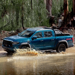 Foton <span class=keywords><strong>Auto</strong></span> Mars 9 2024 2.0T 245 CV 4x4 Benzina Camion V9 Nuovo Automatico Scuro con Telecamera Posteriore e Sistema 4WD per Operazioni sul Campo - Product Image 5