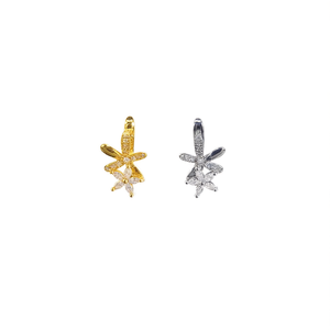 Orecchini a perno E2053 con fiore dorato, taglio brillante rotondo, montatura a griffe, gioielli classici da donna in lega - Product Image 1