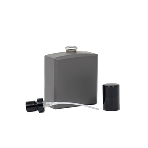 Bán Buôn Frosted Đen Vuông <span class=keywords><strong>Atomizer</strong></span> 30Ml 50Ml 100Ml Hương Thơm Phun Parfum Chai Đen Refillable Nước Hoa Chai Thủy Tinh - Product Image 5
