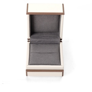 2024 cao cấp tùy chỉnh PU da màu vàng tùy chỉnh bao bì đồ trang sức Hộp nhẫn - Product Image 3