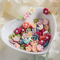 50 mini-fleurs en résine style INS mignonnes pour accessoires d'art ongulaire, matériaux faits main pour colle crème DIY