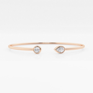 Brazalete Abierto con Diamantes Cultivados en Laboratorio, Redondos y en Forma de Pera, 1.2 CTW, 7 Pulgadas, Joyería Fina Elegante y Moderna - Product Image 3