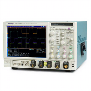 Oscilloscopes à signaux mixtes/numériques Tektronix Mso71254dx 4/33 GHz 4/16 canaux, équipement pédagogique - Product Image 1