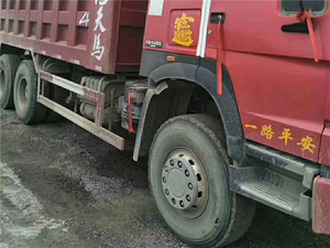 Camion benne HOWO 336 à quatre essieux, poids lourd, avec moteur Weichai, faible nombre d'heures de fonctionnement, Euro 5, année 2024, 8x4 - Product Image 5