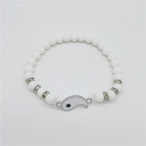 Braccialetti <span class=keywords><strong>Ying</strong></span> <span class=keywords><strong>Yang</strong></span> Bianchi e Neri all'Ingrosso per Coppie, Bracciali Abbinati con Perle Tai Chi alla Moda - Product Image 5