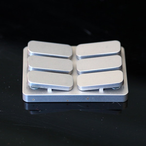 Spinner de Dedos Personalizado de 6 Teclas de Acero Inoxidable y Plástico, Juguete para Niños para Aliviar el Estrés y la Descompresión de los Dedos, Modelo Personalizado - Product Image 2