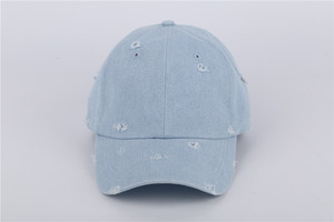 หมวกเบสบอลเดนิมสีฟ้าครามแบบขายส่ง ปักโลโก้ตามสั่ง สไตล์ Dad Hat ลุคทำเก่า - Product Image 3