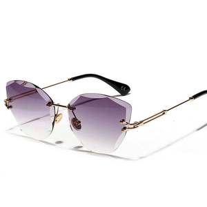 Nouvelles Lunettes de Soleil de Luxe 2025 à Verres Taillés Diamant, Lunettes de Soleil Dégradées Sans Monture Oeil de Chat pour Femme - Product Image 5