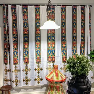 バスルーム用エチオピアの伝統的なデザインのサバとテレットシャワーカーテン