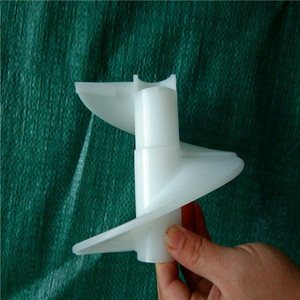 Lame hélicoïdale en plastique Yunze 96 pour équipement de transport - Product Image 1