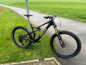 Amflow <span class=keywords><strong>Pl</strong></span> Carbon Pro 2026 800Wh E-mtb Amflow <span class=keywords><strong>PL</strong></span> Carbon E-bike - Product Image 2