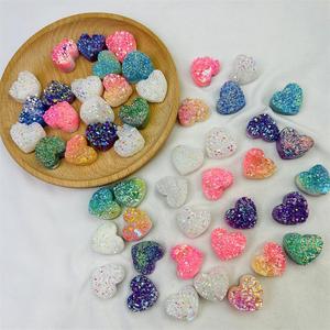 Arte popolare naturale di piccole dimensioni angelo Aura quarzo cristallo a grappolo cuori mescolano colori galvanici cuore gemma per collana pendente - Product Image 1