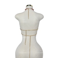 Top Halter Perlé Bohème Fait Main avec Perles en Résine Vertes et Brunes et Perles de Pierres Précieuses Mélangées pour Soirées en Boîte de Nuit et Festivals de Musique