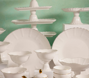 รองรับการปรับแต่ง ชุดอาหารค่ำหรูหราทันสมัย ทนทาน เป็นมิตรกับสิ่งแวดล้อม เคลือบพอร์ซเลนลายนูน ชุบทอง 16/18/24 ชิ้น มีสินค้าในสต็อก - Product Image 4