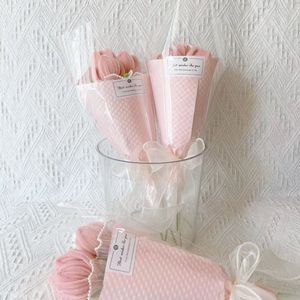 <span class=keywords><strong>Bouquet</strong></span> floral torsadé fini <span class=keywords><strong>de</strong></span> tulipes, marguerites et roses, style Instagram, cadeau frais et créatif pour le Festival Qixi - Product Image 4